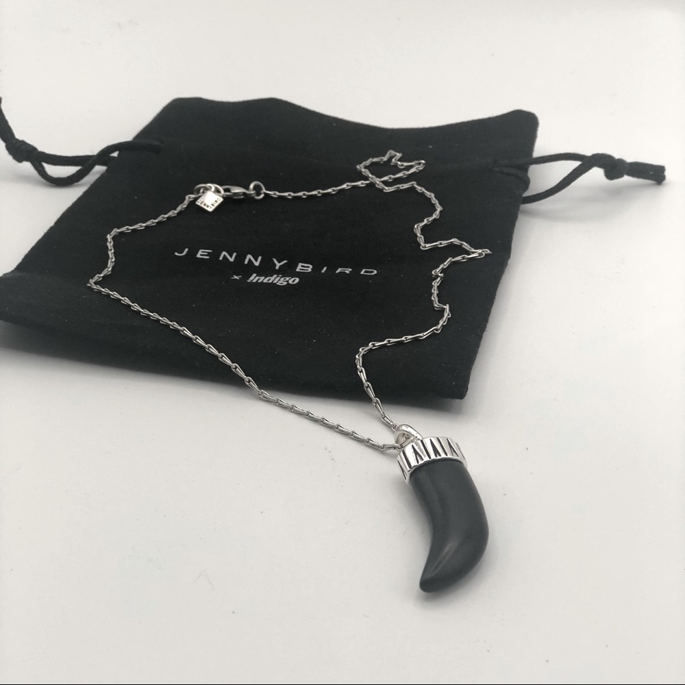 NWOT JENNY BIRD X INDIGO SMALL BLACK HORN NECKLACE
